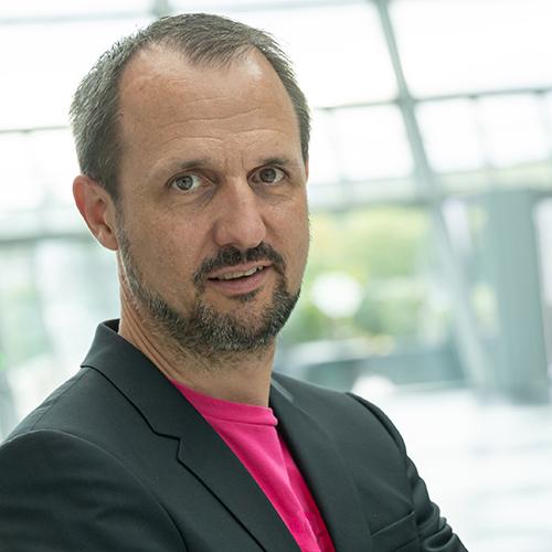 Speaker – Christoph Hilz 2021